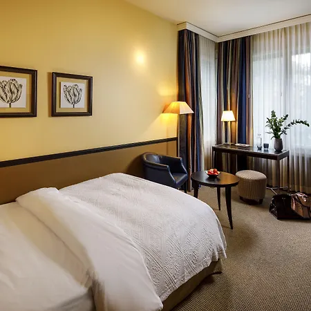 Opera Hotell