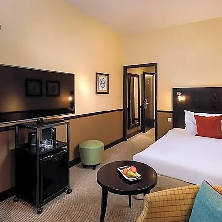 Hotell Opera 4*