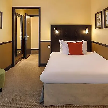 Hotell Opera 4*