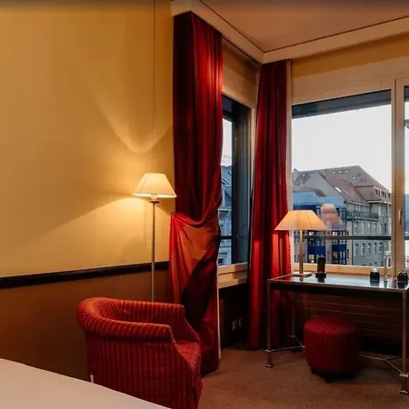 Hotel Opera