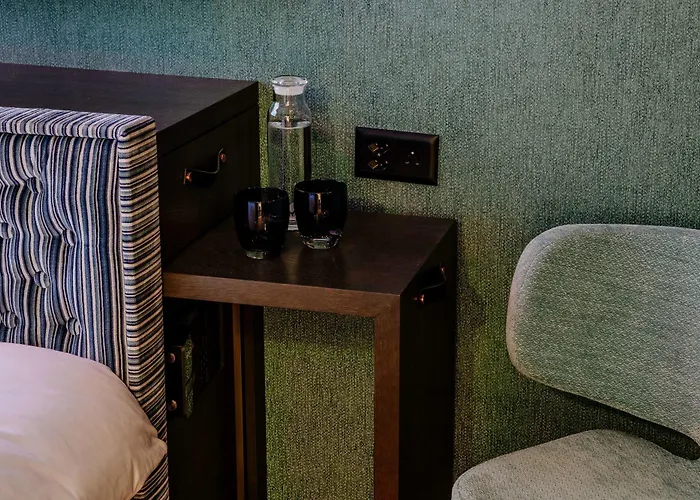 Opera فندق زيورخ