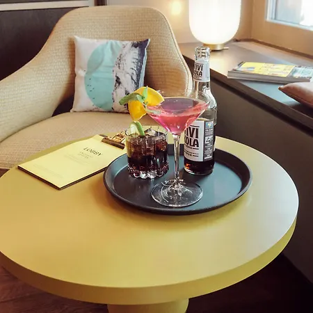 Opera Hotel 4*