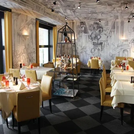 Hotel Opera
