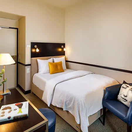 Opera 4* Zürich